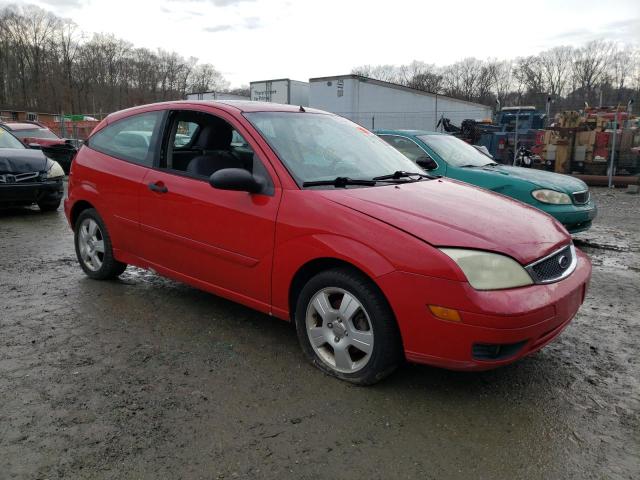 Photo 4 from auction – 2005 FORD FOCUS ZX3 with VIN 3FAFP31N95R127618