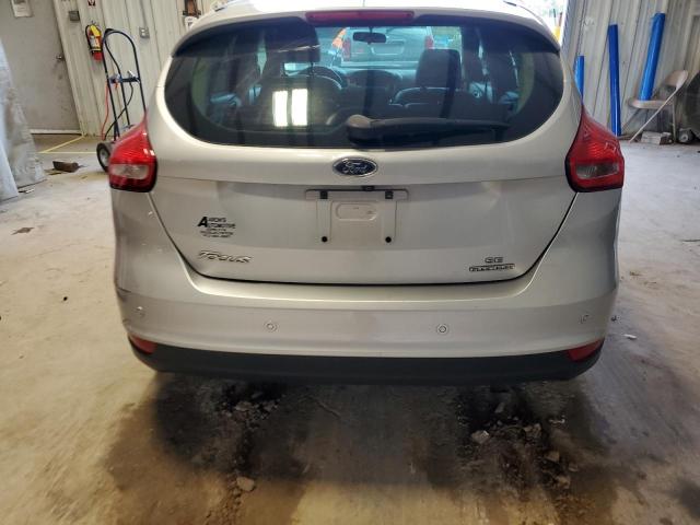 Photo 6 from auction – 2016 FORD FOCUS SE with VIN 1FADP3K22GL239352