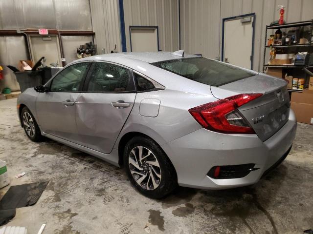 Photo 2 from auction – 2018 HONDA CIVIC EX with VIN 19XFC2F78JE037548