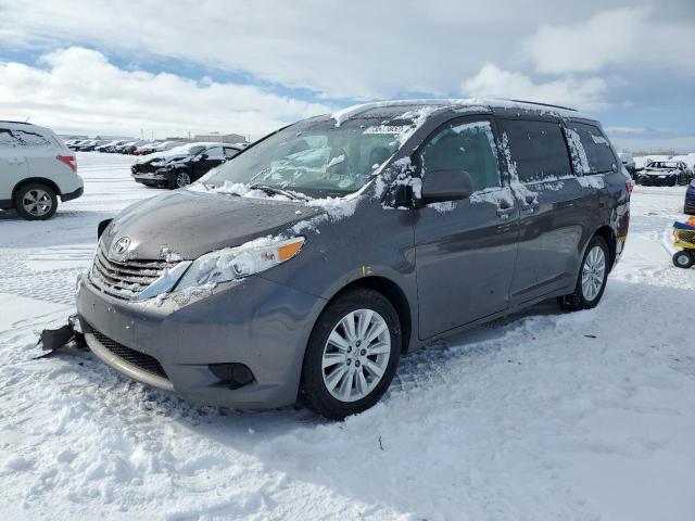 TOYOTA SIENNA LE 2015 with VIN 5TDJK3DC7FS097918 - Photo from auction