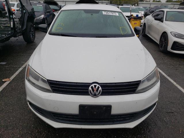 Photo 5 from auction – 2014 VOLKSWAGEN JETTA BASE with VIN 3VW2K7AJ7EM333798