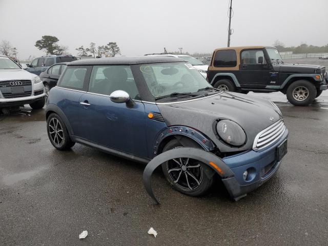 Photo 4 from auction – 2010 MINI COOPER with VIN WMWMF3C52ATZ64301