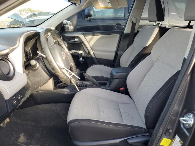 Photo 7 from auction – 2017 TOYOTA RAV4 XLE with VIN JTMWFREV6HD100982