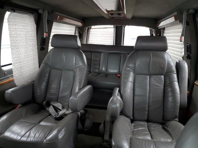 Photo 10 from auction – 2003 GMC SAVANA RV with VIN 1GDFH15TX31217528