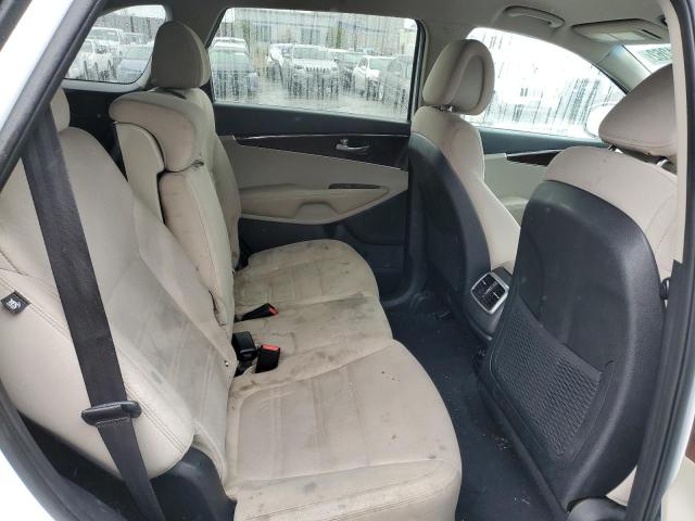Photo 11 from auction – 2016 KIA SORENTO LX with VIN 5XYPG4A51GG129459