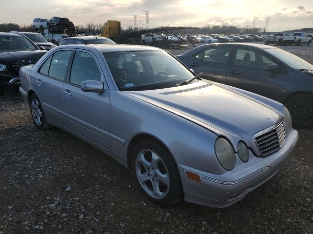 Photo 4 from auction – 2002 MERCEDES-BENZ E 320 with VIN WDBJF65J12B454738