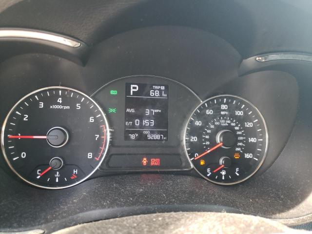 Photo 9 from auction – 2018 KIA FORTE LX with VIN 3KPFK4A75JE227314