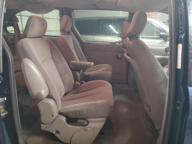 Photo 10 from auction – 2002 CHRYSLER TOWN & COU with VIN 2C8GP74L72R645016
