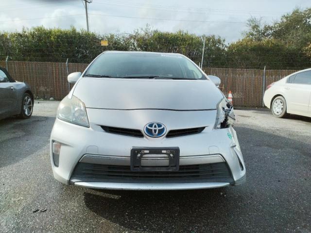 Photo 5 from auction – 2014 TOYOTA PRIUS PLUG with VIN JTDKN3DP8E3048922
