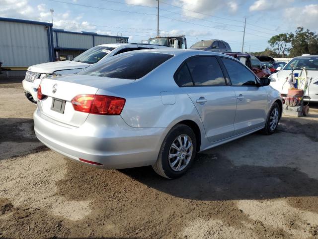 Photo 3 from auction – 2013 VOLKSWAGEN JETTA BASE with VIN 3VW2K7AJ8DM350138