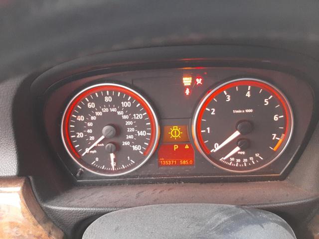 Photo 9 from auction – 2006 BMW 330 XI with VIN WBAVD33546KV63341