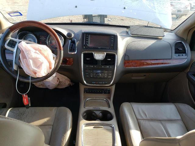Photo 8 from auction – 2013 CHRYSLER TOWN & COU with VIN 2C4RC1GGXDR531483