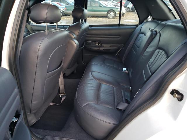 Photo 10 from auction – 2000 FORD CROWN VICT with VIN 2FAFP74W2YX105526