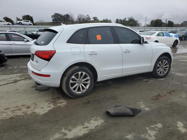 Photo 3 from auction – 2016 AUDI Q5 PREMIUM with VIN WA1C2AFP3GA008996