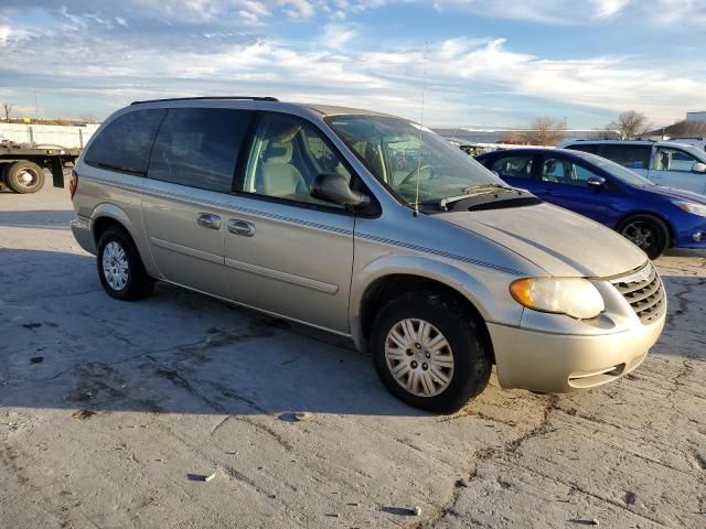 Photo 4 from auction – 2005 CHRYSLER TOWN & COU with VIN 2C4GP44R35R459997