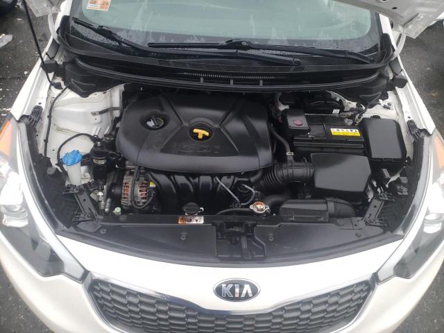 Photo 11 from auction – 2016 KIA FORTE LX with VIN KNAFK5A8XG5636232