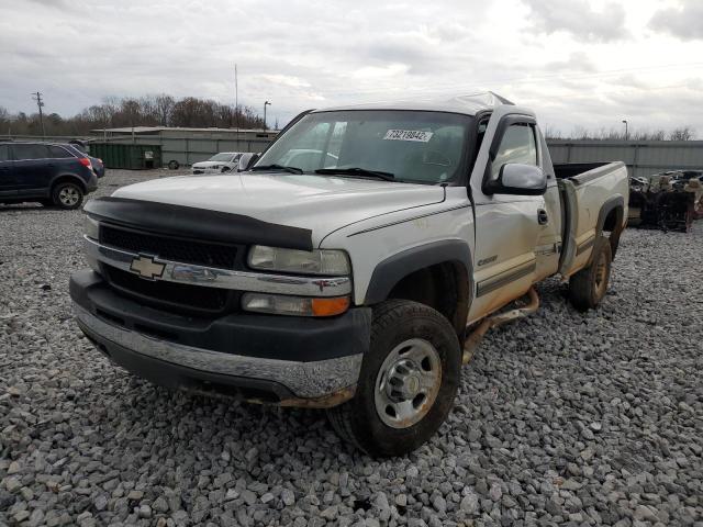 CHEVROLET SILVERADO 2002 with VIN 1GCHC29UX2E138081 - Photo from auction