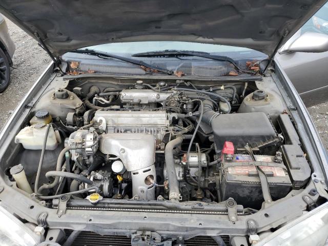 Photo 11 from auction – 2000 TOYOTA CAMRY CE with VIN 4T1BG22K5YU702944