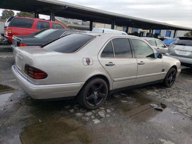 Photo 3 from auction – 1998 MERCEDES-BENZ E 320 with VIN WDBJF65F9WA667220