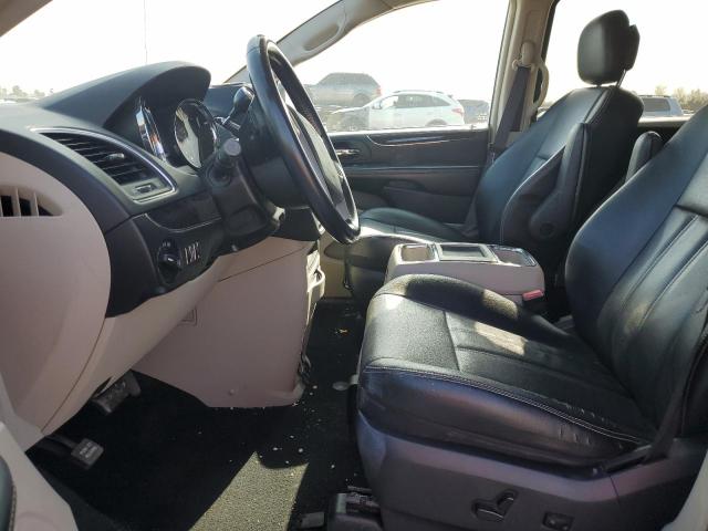 Photo 7 from auction – 2015 CHRYSLER TOWN & COU with VIN 2C4RC1BG3FR594726