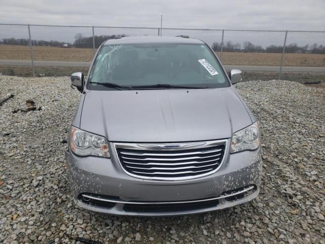 Photo 5 from auction – 2015 CHRYSLER TOWN & COU with VIN 2C4RC1CG7FR676800