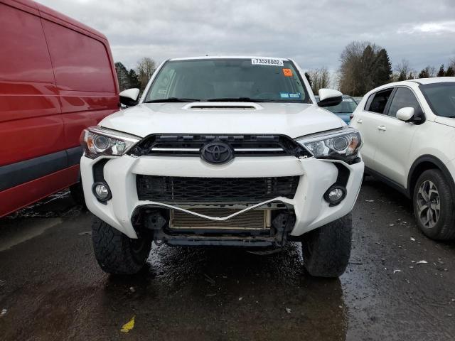 Photo 5 from auction – 2018 TOYOTA 4RUNNER SR with VIN JTEBU5JR2J5495776