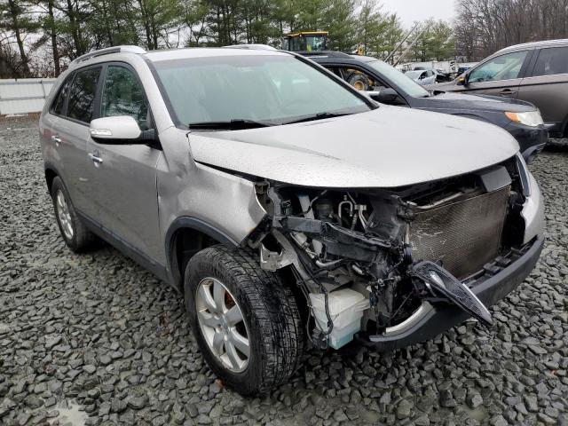 Photo 4 from auction – 2013 KIA SORENTO LX with VIN 5XYKT3A64DG381002
