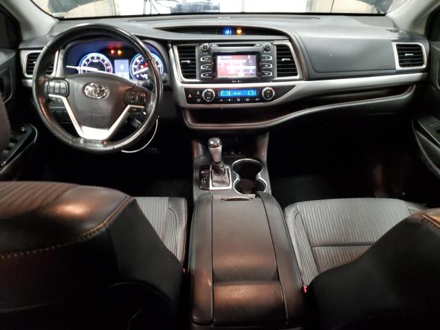 Photo 8 from auction – 2015 TOYOTA HIGHLANDER with VIN 5TDBKRFH1FS141301