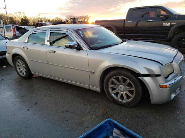 Photo 4 from auction – 2005 CHRYSLER 300C with VIN 2C3AA63H25H173841