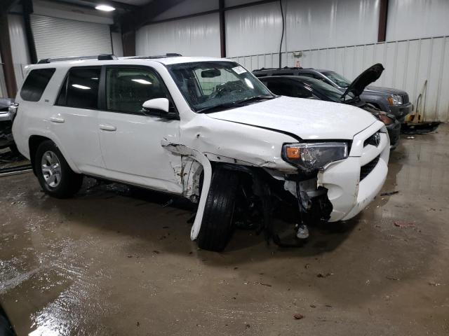 Photo 4 from auction – 2019 TOYOTA 4RUNNER SR with VIN JTEBU5JR6K5703854