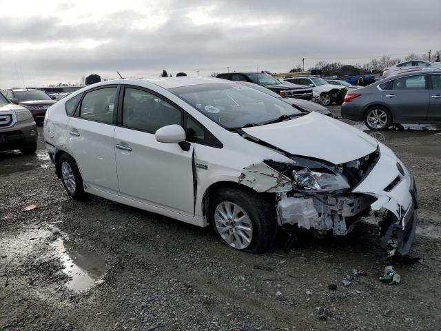 Photo 4 from auction – 2014 TOYOTA PRIUS PLUG with VIN JTDKN3DP3E3052232