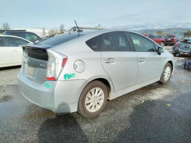 Photo 3 from auction – 2014 TOYOTA PRIUS PLUG with VIN JTDKN3DP8E3048922