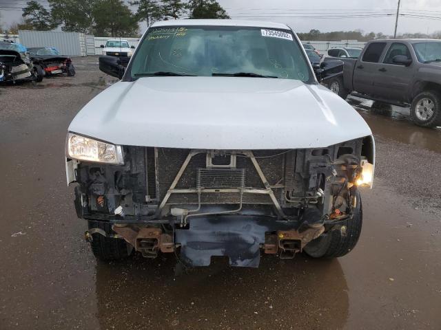 Фото 5 с аукциона – 2005 CHEVROLET SILVERADO с VIN 1GCHC23U85F857403