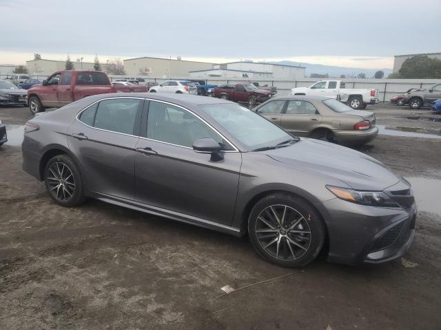 Photo 4 from auction – 2022 TOYOTA CAMRY SE with VIN 4T1G11AK2NU662952