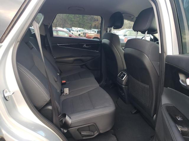 Photo 11 from auction – 2016 KIA SORENTO LX with VIN 5XYPG4A31GG041137