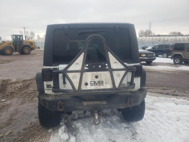 Photo 6 from auction – 2016 JEEP WRANGLER U with VIN 1C4BJWFG2GL255562