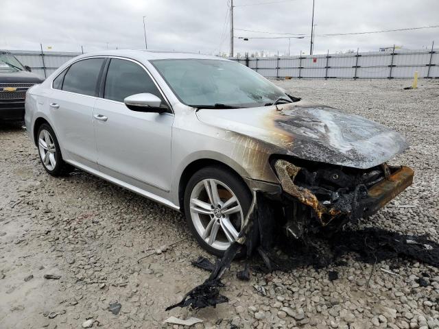 Photo 4 from auction – 2013 VOLKSWAGEN PASSAT SEL with VIN 1VWCN7A36DC003535