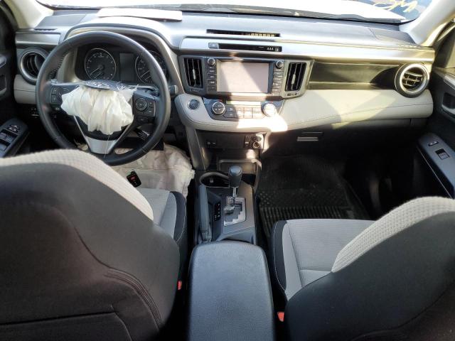 Photo 8 from auction – 2017 TOYOTA RAV4 XLE with VIN JTMWFREV8HD097714
