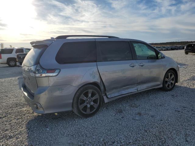 Photo 3 from auction – 2018 TOYOTA SIENNA SE with VIN 5TDXZ3DC1JS964194