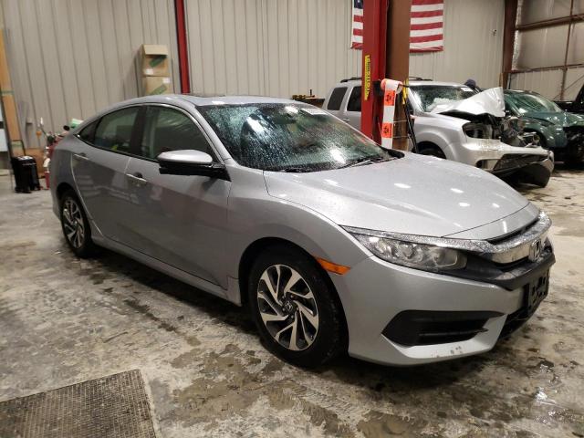 Photo 4 from auction – 2018 HONDA CIVIC EX with VIN 19XFC2F78JE037548
