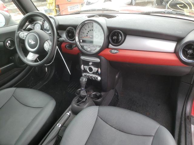 Photo 8 from auction – 2009 MINI COOPER with VIN WMWMR33579TU95905