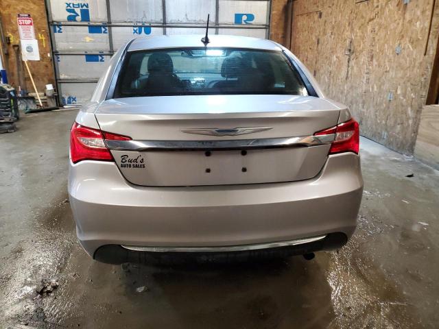 Photo 6 from auction – 2013 CHRYSLER 200 TOURIN with VIN 1C3CCBBB6DN674679