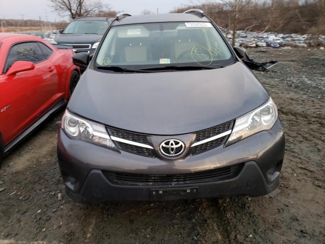 Photo 5 from auction – 2015 TOYOTA RAV4 LE with VIN JTMBFREV4FD174638