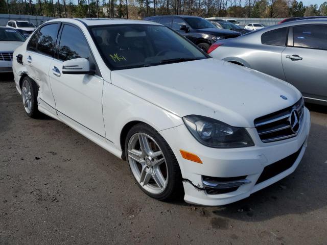 Photo 4 from auction – 2014 MERCEDES-BENZ C 250 with VIN WDDGF4HB5EA957791