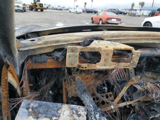 Photo 9 from auction – 1999 PORSCHE 911 CARRER with VIN WP0CA2998XS650202
