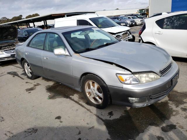 Photo 4 from auction – 2001 LEXUS ES 300 with VIN JT8BF28G015111610