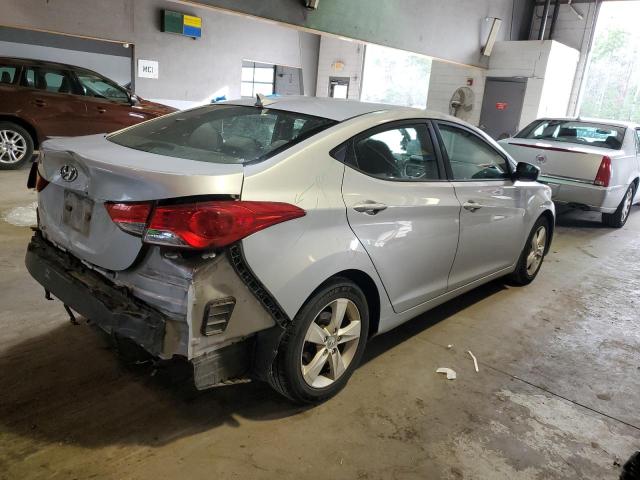 Photo 3 from auction – 2012 HYUNDAI ELANTRA GL with VIN 5NPDH4AE7CH070825