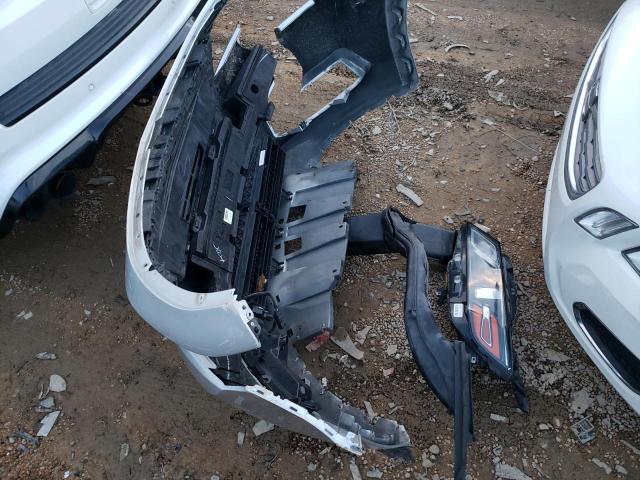 Photo 12 from auction – 2017 CHEVROLET IMPALA LT1 with VIN 2G1105SA4H9142594