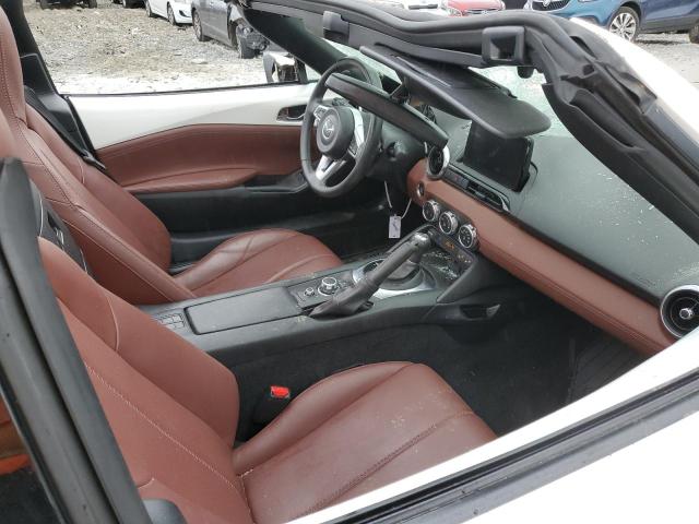 Photo 10 from auction – 2019 MAZDA MX-5 MIATA with VIN JM1NDAM76K0301849