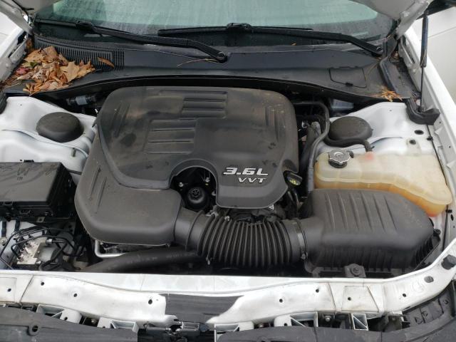 Photo 11 from auction – 2019 CHRYSLER 300 TOURIN with VIN 2C3CCAAG4KH609939